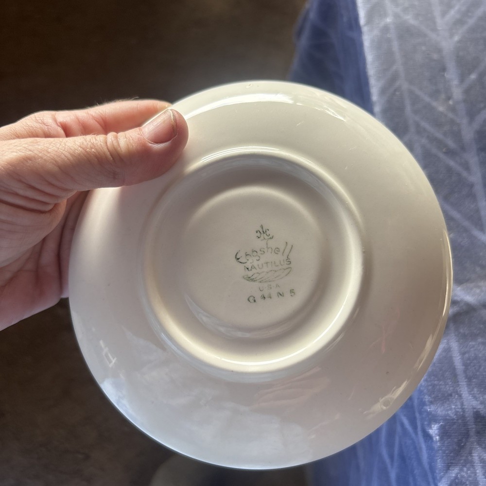 Homer Laughlin Eggshell Nautilus 27 Piece China