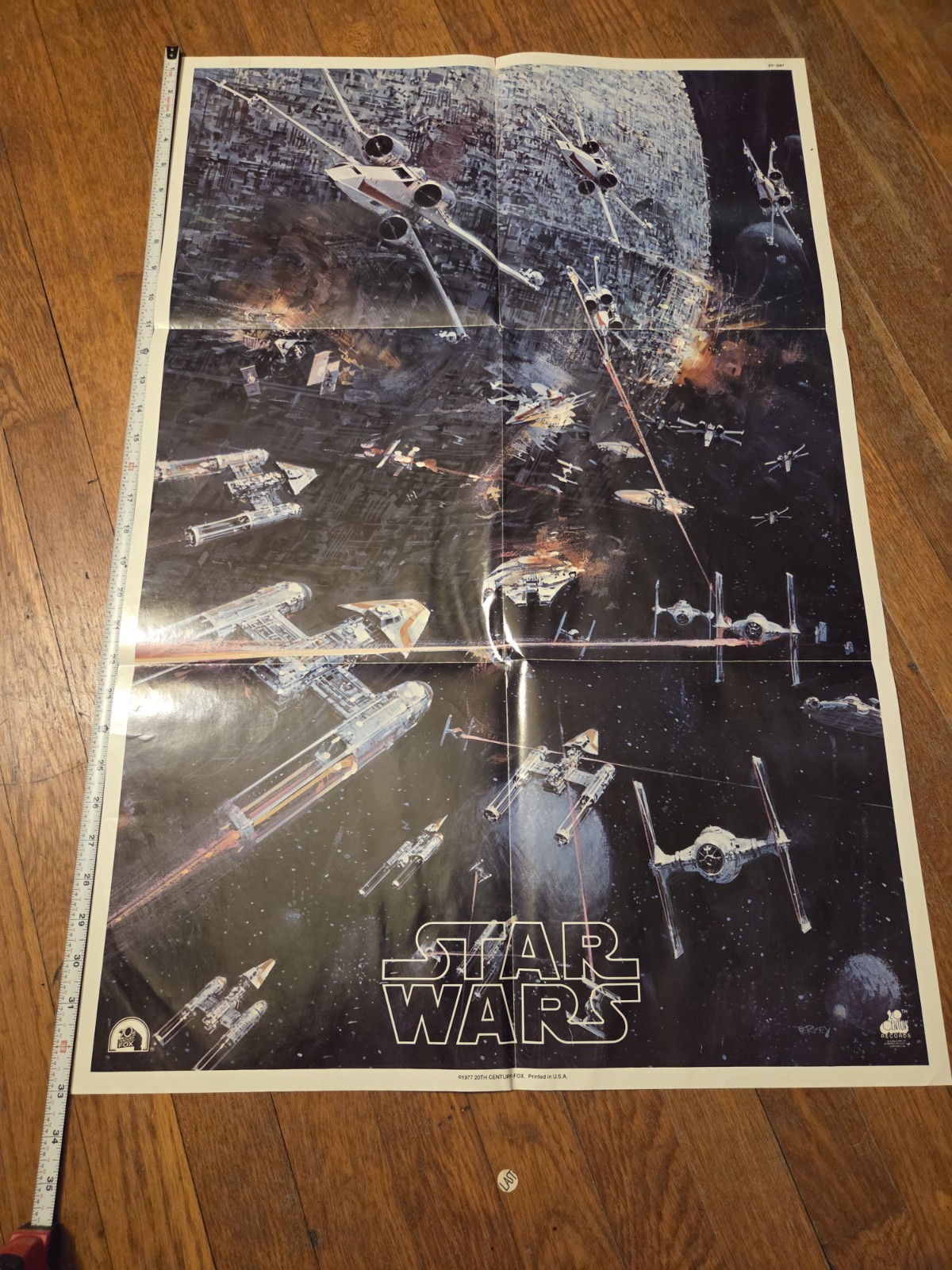 Original Vtg 1977 Star Wars Movie Poster 20th Century Fox.  Folded Poster