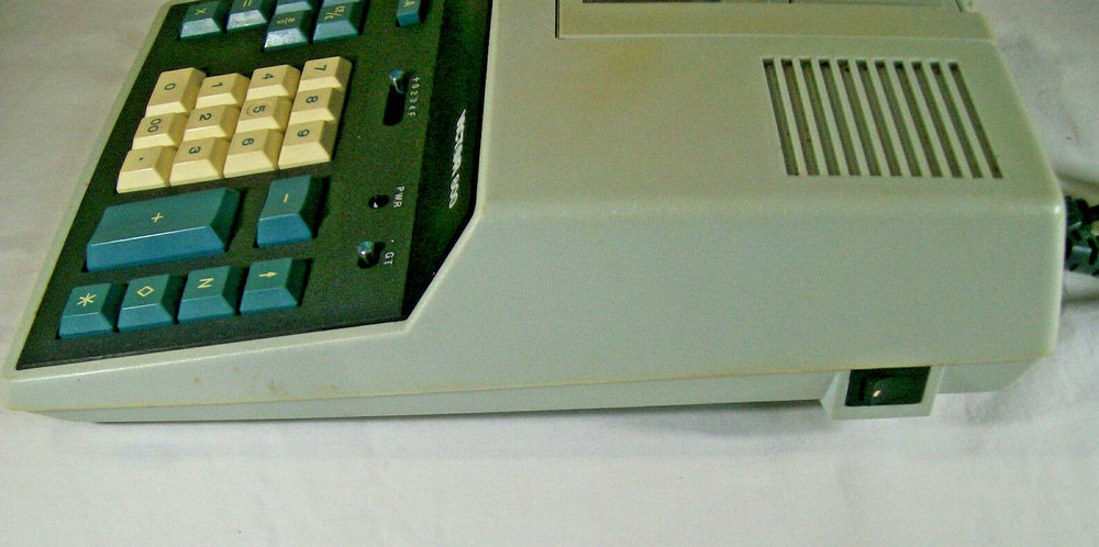 Vintage Victor 800 Adding Machine Printing Calculator