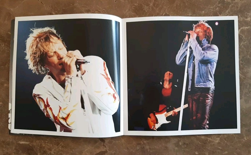 Bon Jovi 2000 Crush tour program book