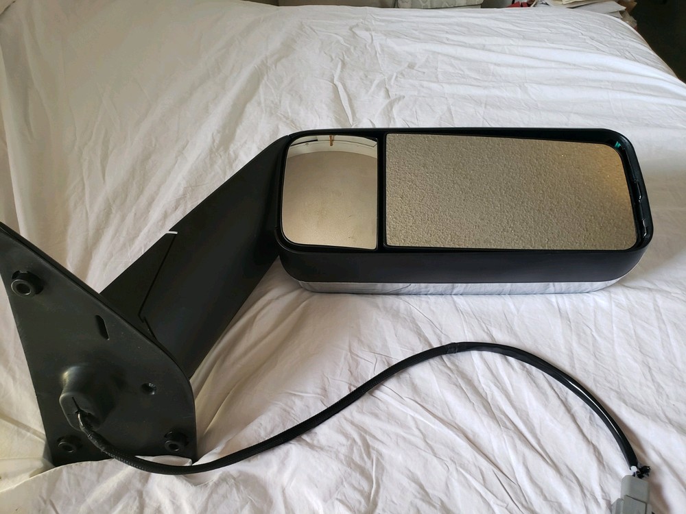Commercial FREIGHTLINER LEFT SIDE DOOR MIRROR