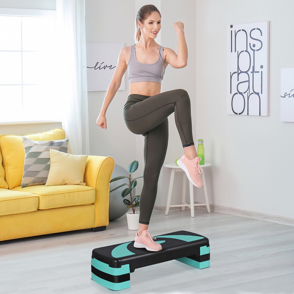 31" Aerobic Step Platform w/Adjustable 3-Level Risers Non-Slip Exercise Stepper