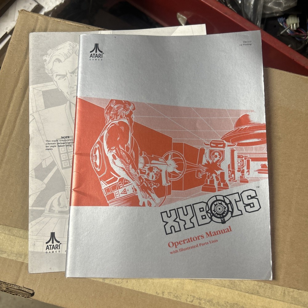 Original Xybots  Set Atari  ARCADE VIDEO GAME  owners manual