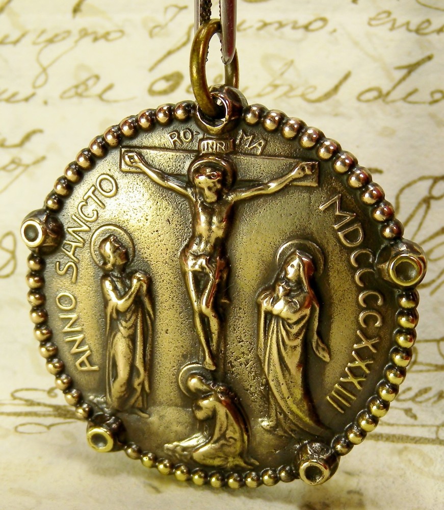 RARE WWII Chaplains Complete Catholic Rosary Fob 1933 Jubilee Year Bronze Medal