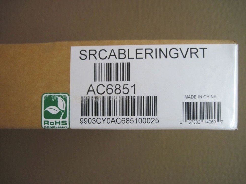 Tripp Lite SRCABLERINGVRT 6Ft Vert Cable Manager Flex Ring Toolless Mounting