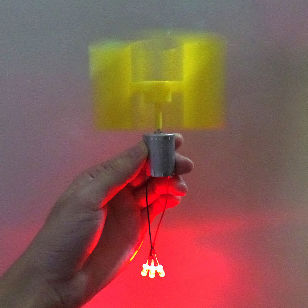 1/2X DC Micro Motor Small LED lights Vertical Axis Wind Turbine Generator blades