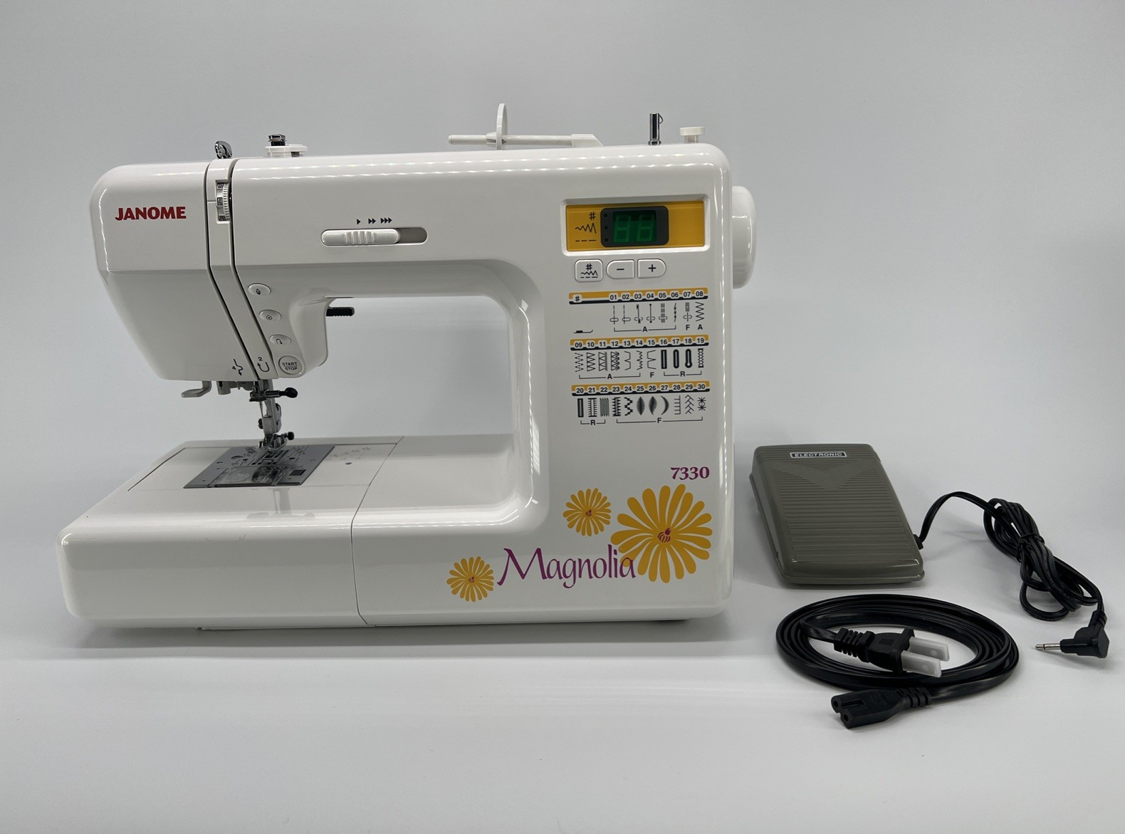 Janome Magnolia 7330 Sewing Machine with Foot Pedal and Power Cord - Excellent