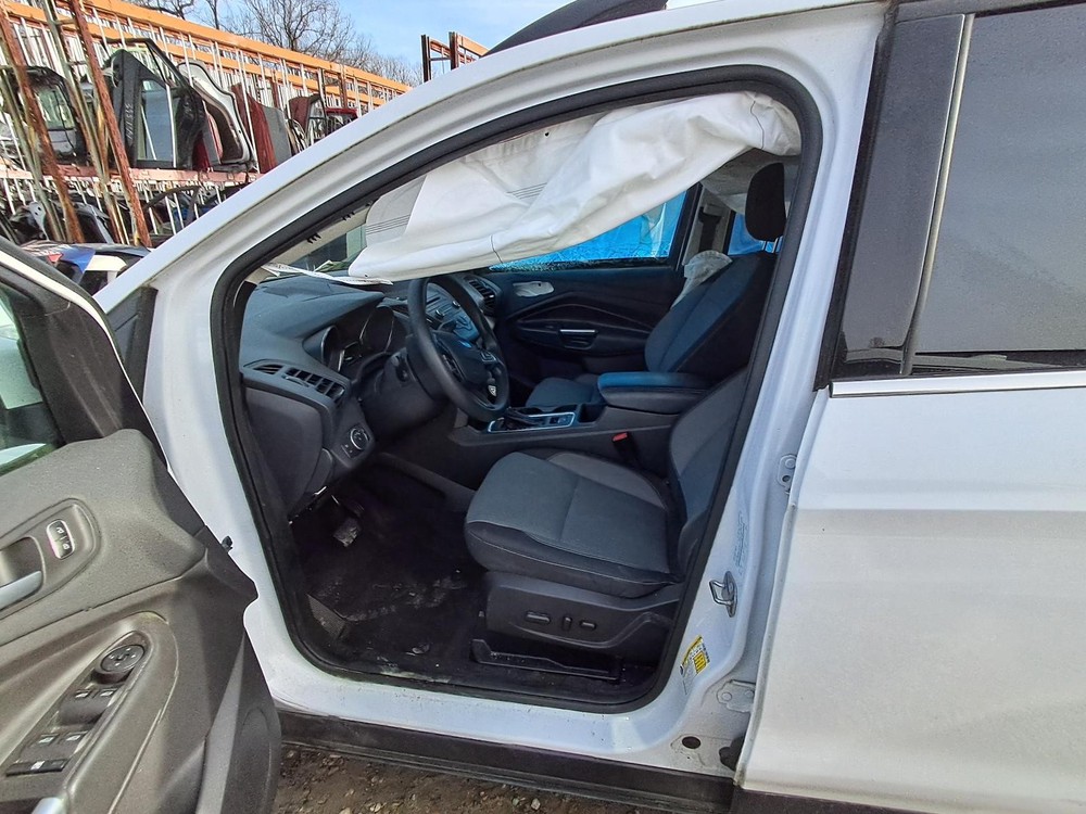Used A/C Selector Switch fits: 2018 Ford Escape front automatic temperature cont