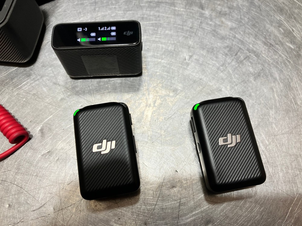 DJI MIC (2TX+1RX+CHARGING CASE) WIRELESS