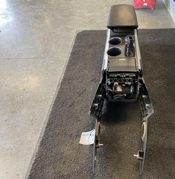 2011-2015 Ford Explorer Front Floor Center Console XLT with Select Shift OEM