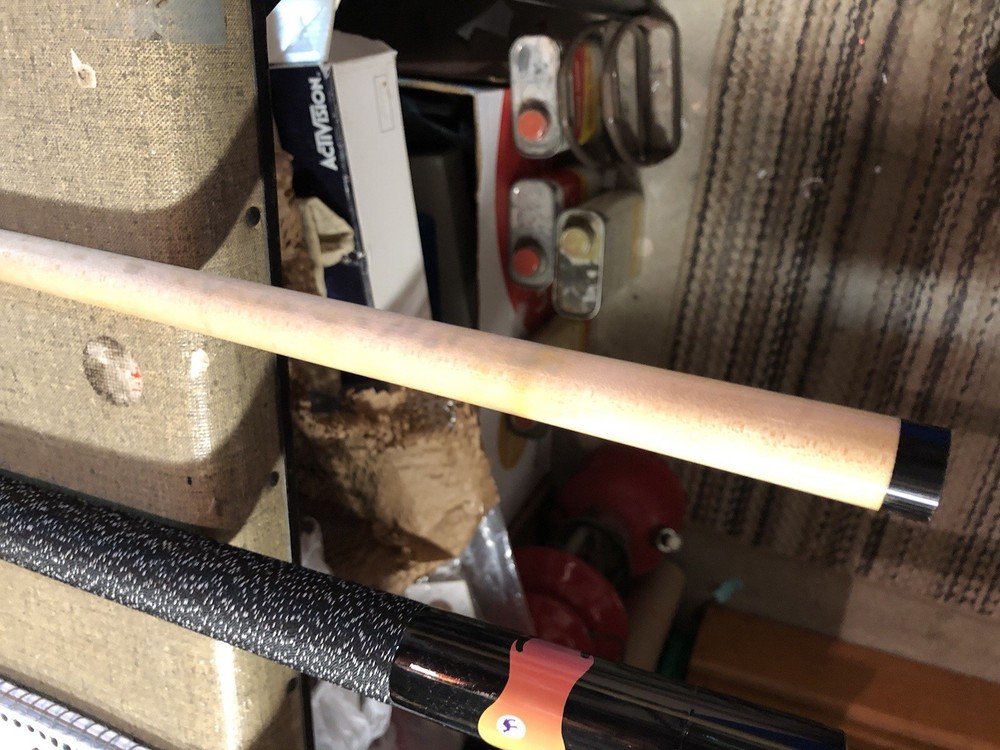 Camel Pool Cue The Miz 19 1/2 Oz 2pc