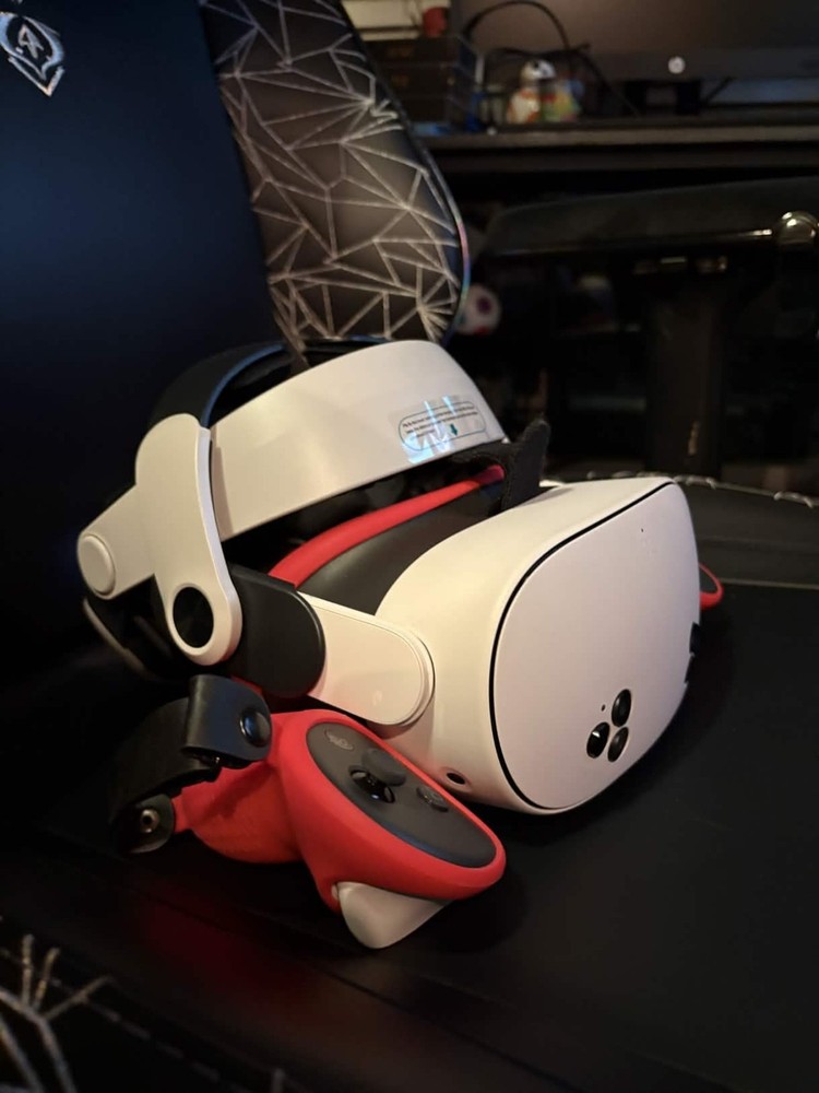 META Quest 3S 256GB All-in-One Virtual Reality Headset