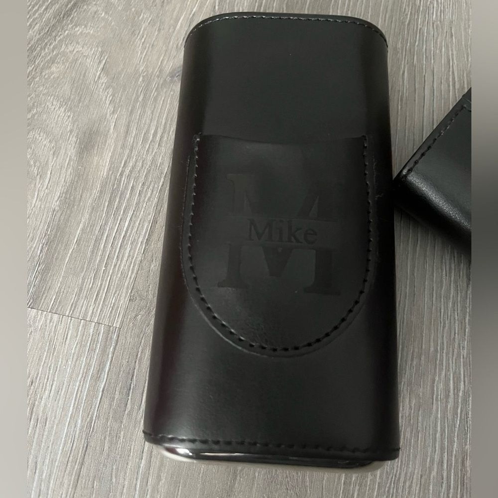 Mike (Personalized) Black Leather Cigar Case