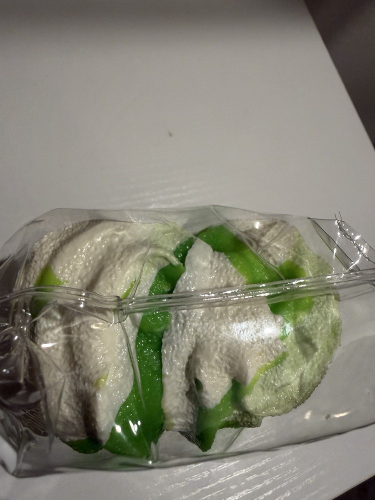WenQing Strong Cream roll Taba Squishy