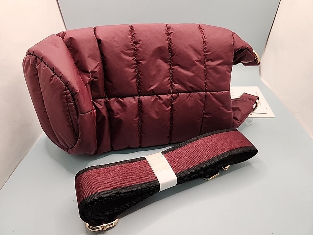 NEW Wanderfull Hydrobag in Dark Cherry
