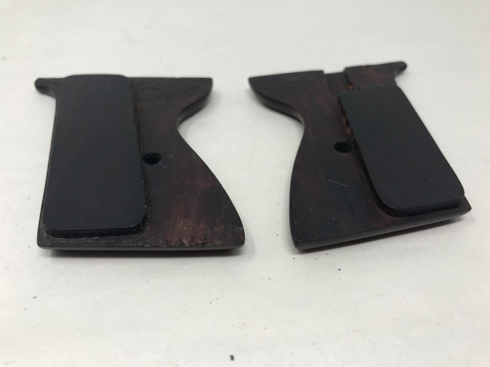 Mauser Werke AG Model HS 32 cal. Grips