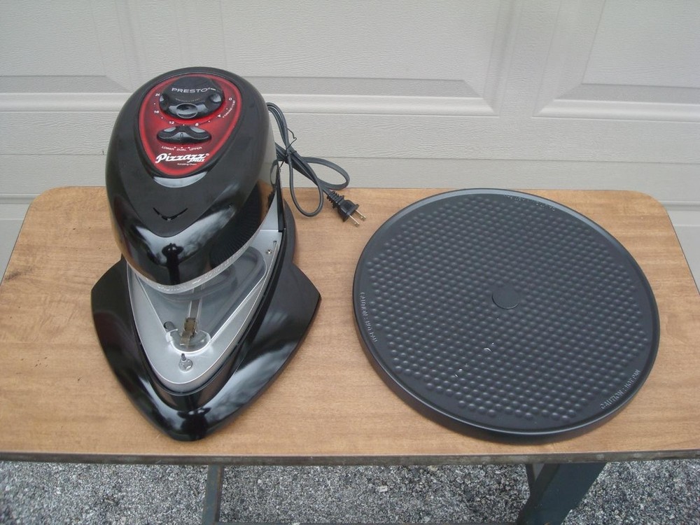 Presto Pizzazz Plus Rotating Pizza Oven 0343003 Dual Element Black Tested - Nice