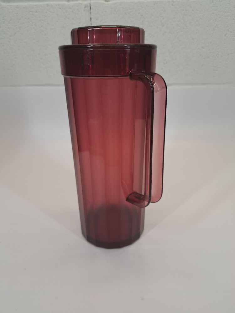 Tupperware 2 qt Pitcher Ruby Red Acrylic Proludio 2003b-2 & 2004A-2