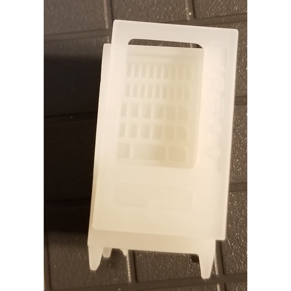 1/64 3D Printed Vending Machine