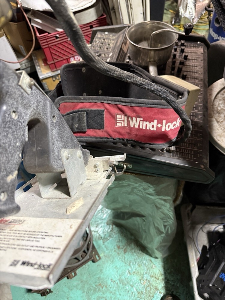 Windlock Hot Groover Tool