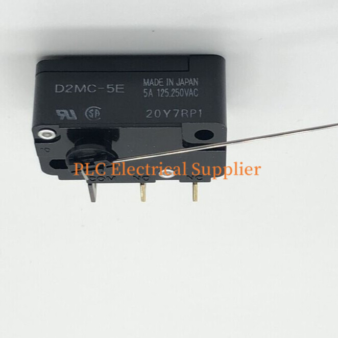 D2MC-5E 1PCS New Omron Micro Switch D2MC-5E Fast Shipping