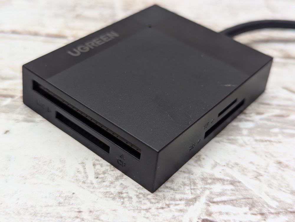 UGREEN SD Card Reader 4 in 1 Multi USB 3.0 Micro SD Memory Card Adapter Used