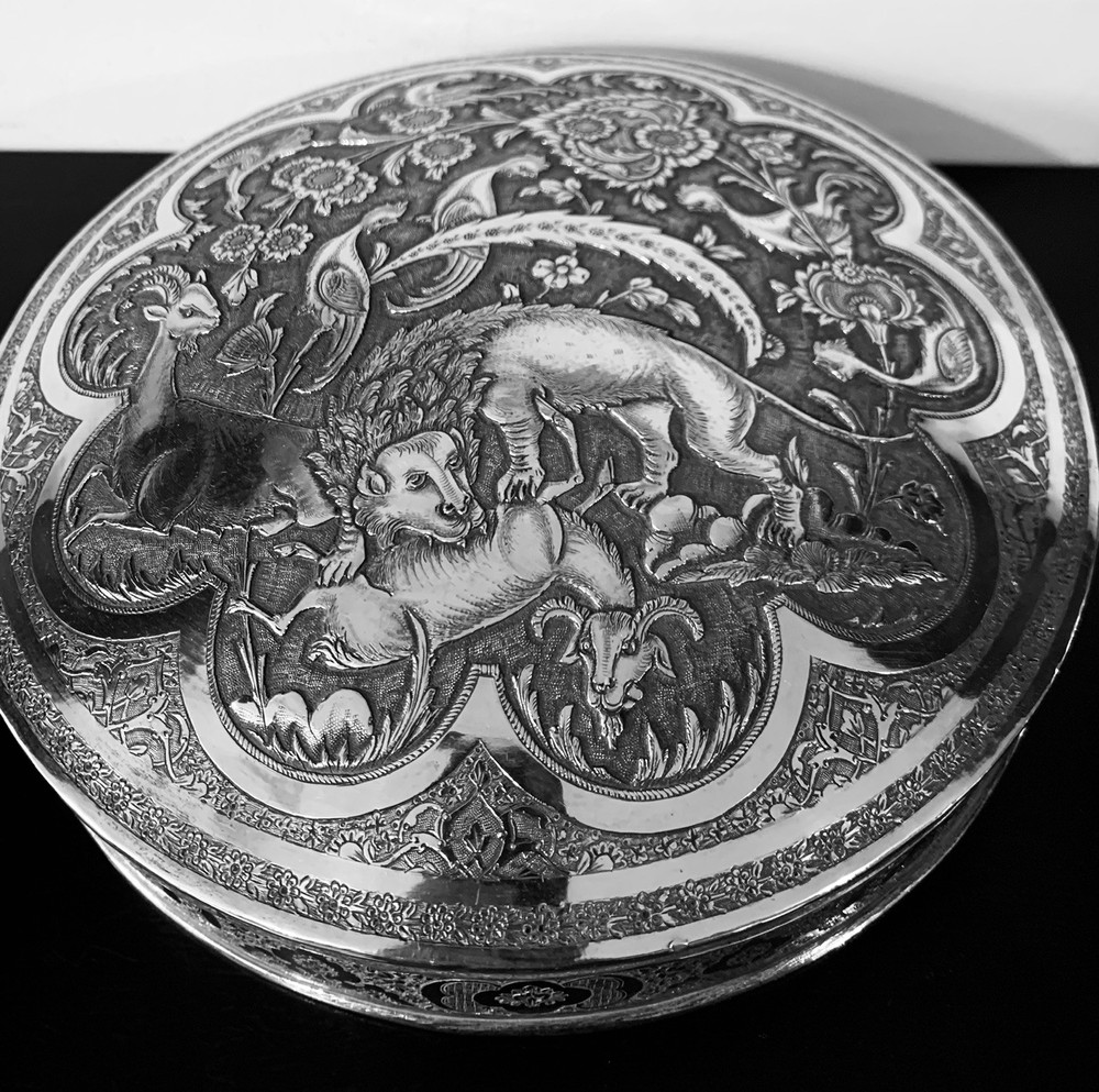 Antique hand engraved persian islamic arabic solid silver round box 945 g