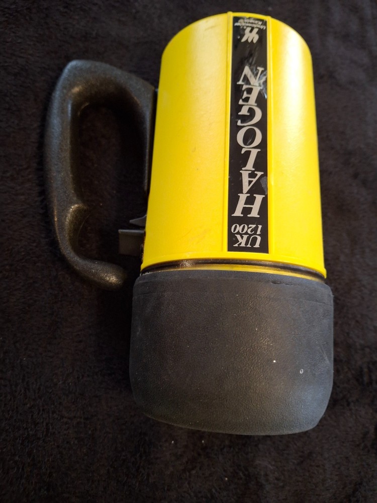 dive lights UK and Ikelite