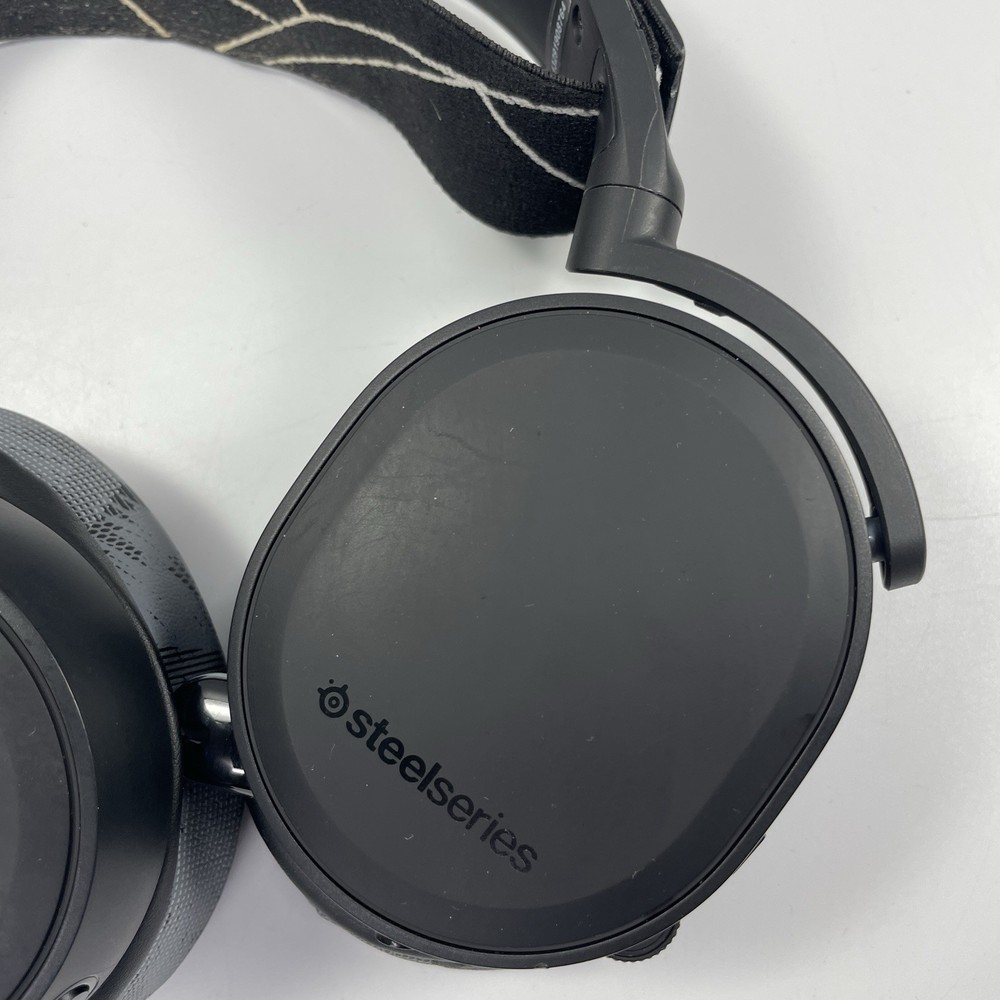 SteelSeries Arctis 7 Black Wireless Gaming Headset Tested (No Bluetooth)