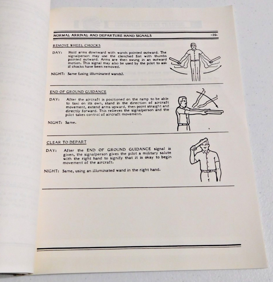 CONTINENTAL AIRLINES CUSTOMER SERVICER TRAINING A GUIDE TO HAND SIGNALS WORKBOOK