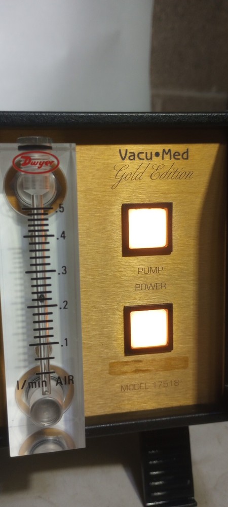 Good Working Vacu Med 17528A Oxygen Analyzer Gold Edition