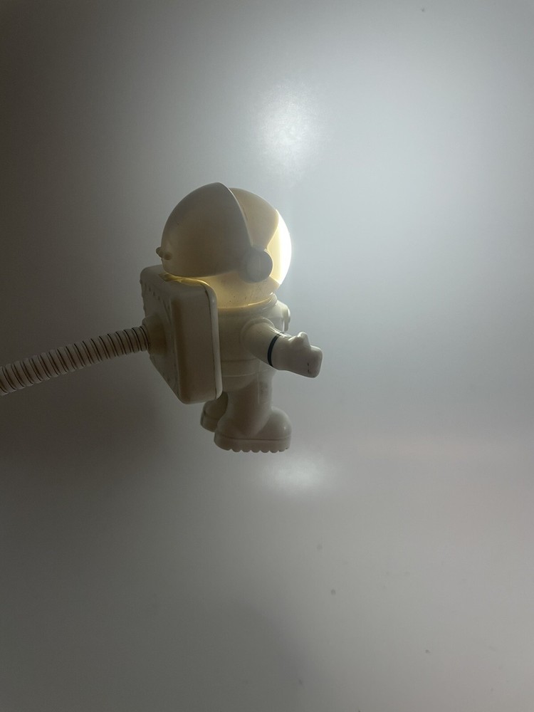USB Astronaut LED Computer Light NASA Space Lamp Accessory Laptop Desktop