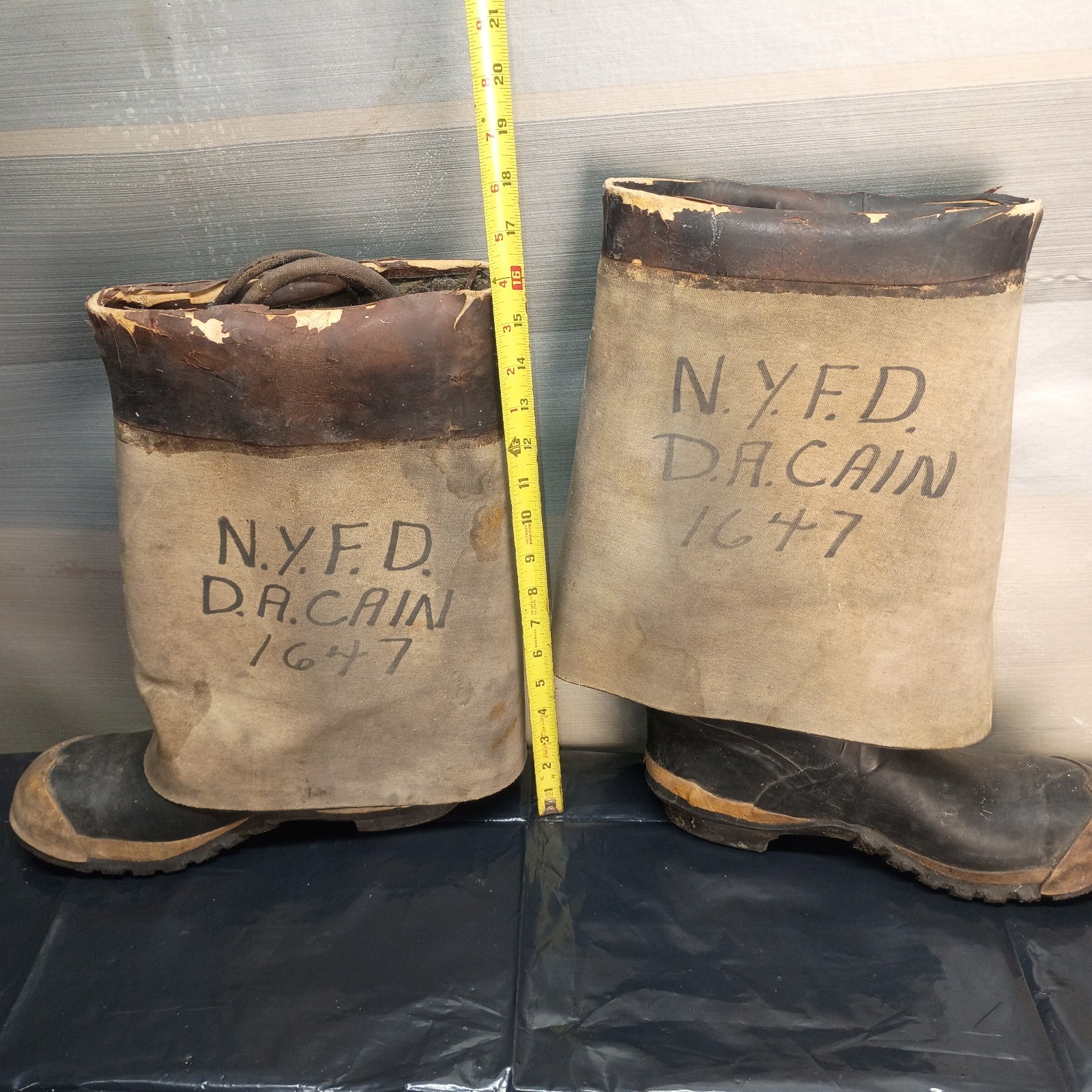 Vintage NYFD Firefighter Bunker Boots Size 10 Turnout Rubber Canvas USA D.A....