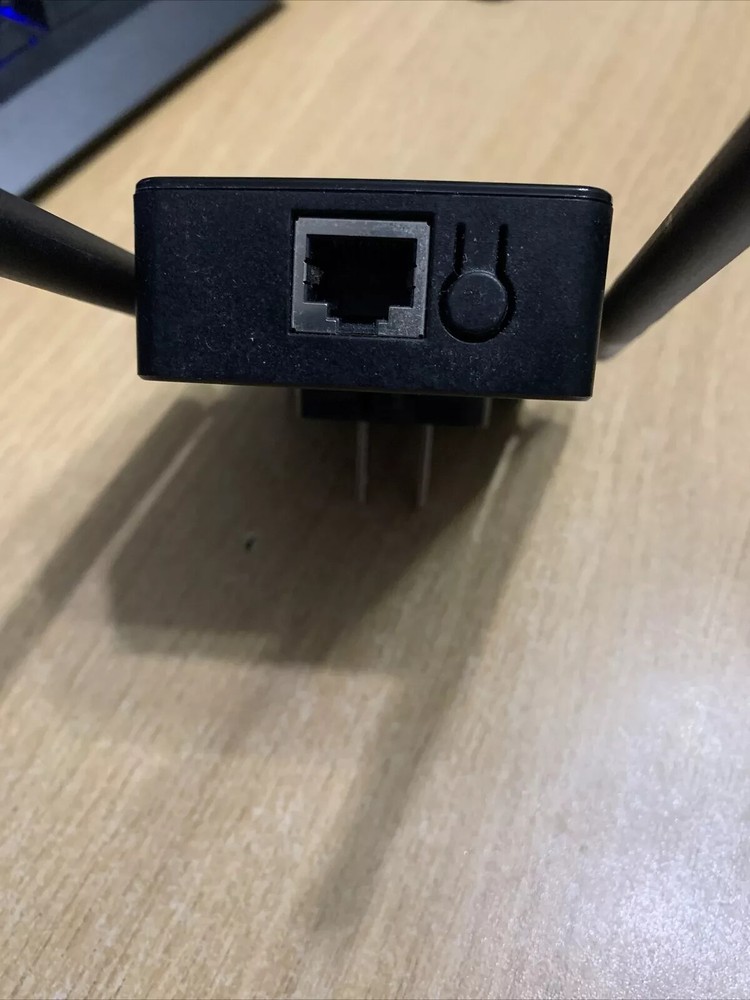 SETEK SE-01 Wifi Wireless Repeater 300 Mbps