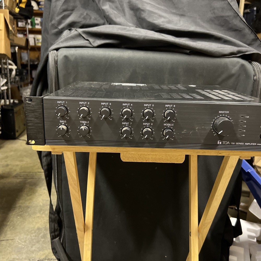 TOA 700 Series Amplifier Model A-706