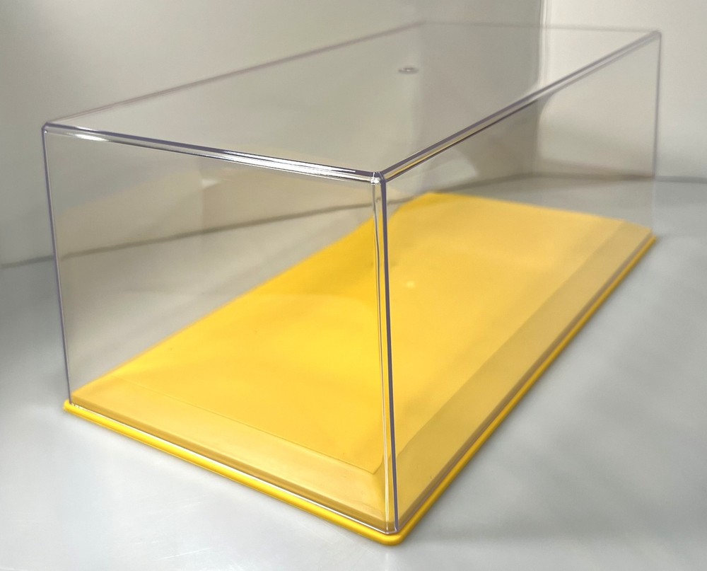 1/18 MODEL CAR DISPLAY CASE w/YELLOW BASE