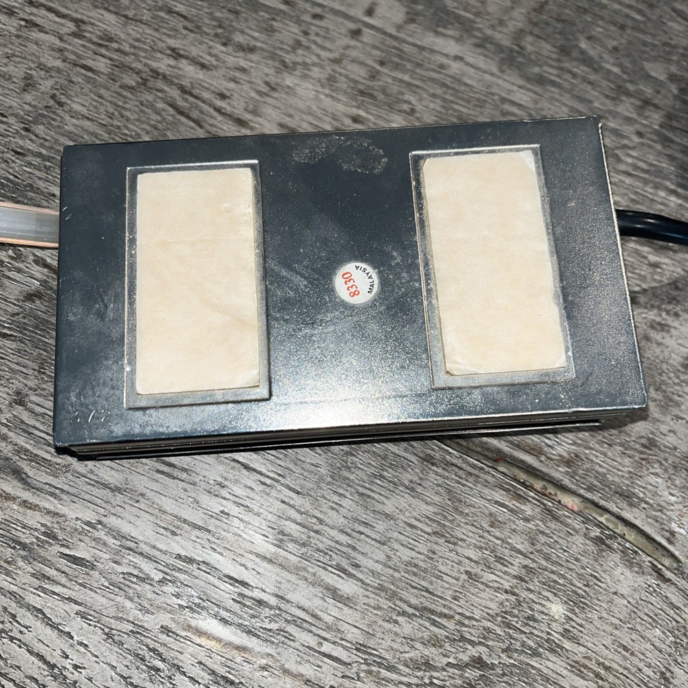 Texas Instruments Video Modulator Model No. UM 1381-1
