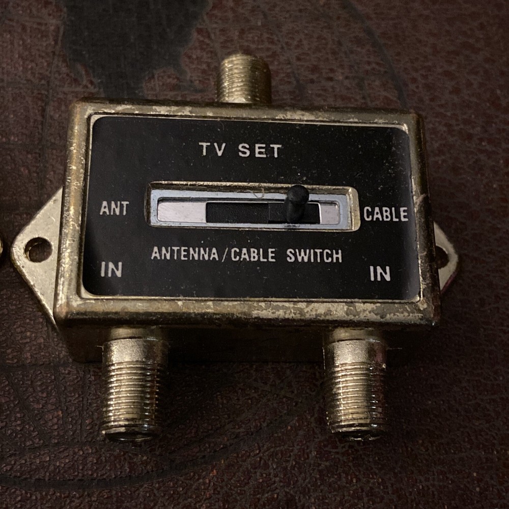 TV Set (Input/Output) Cable/Antenna Splitter (2 total)