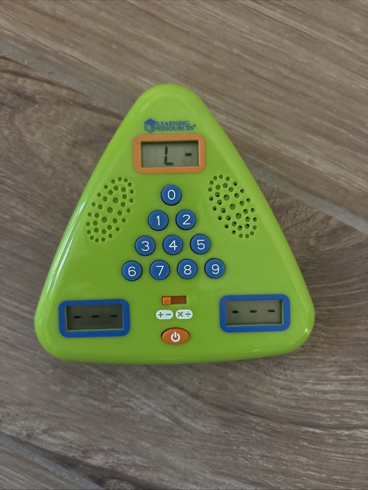 Learning Resources MINUTE MATH Electronic Flash Card - 3 Levels of Difficulty
