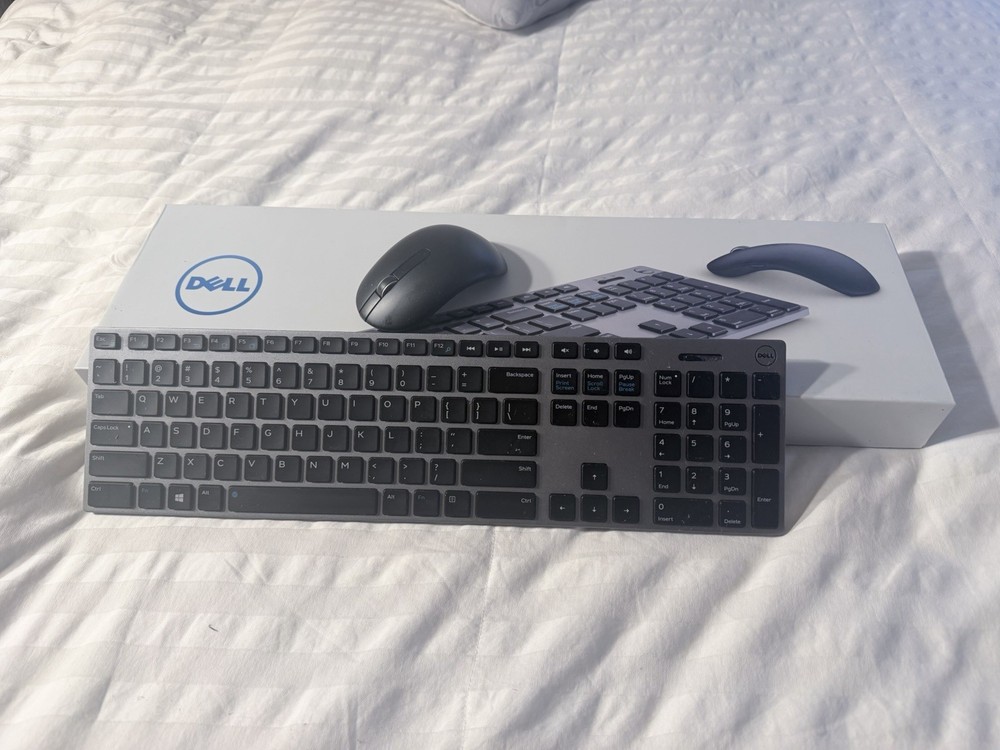 Dell Premier Wireless Keyboard and Mouse Set