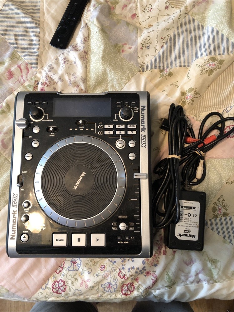 Numark iCDX professional digital audio player MP3 storage
