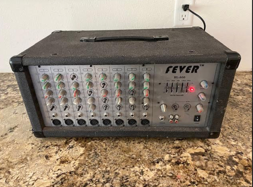 Fever Bl-800 audio mixer