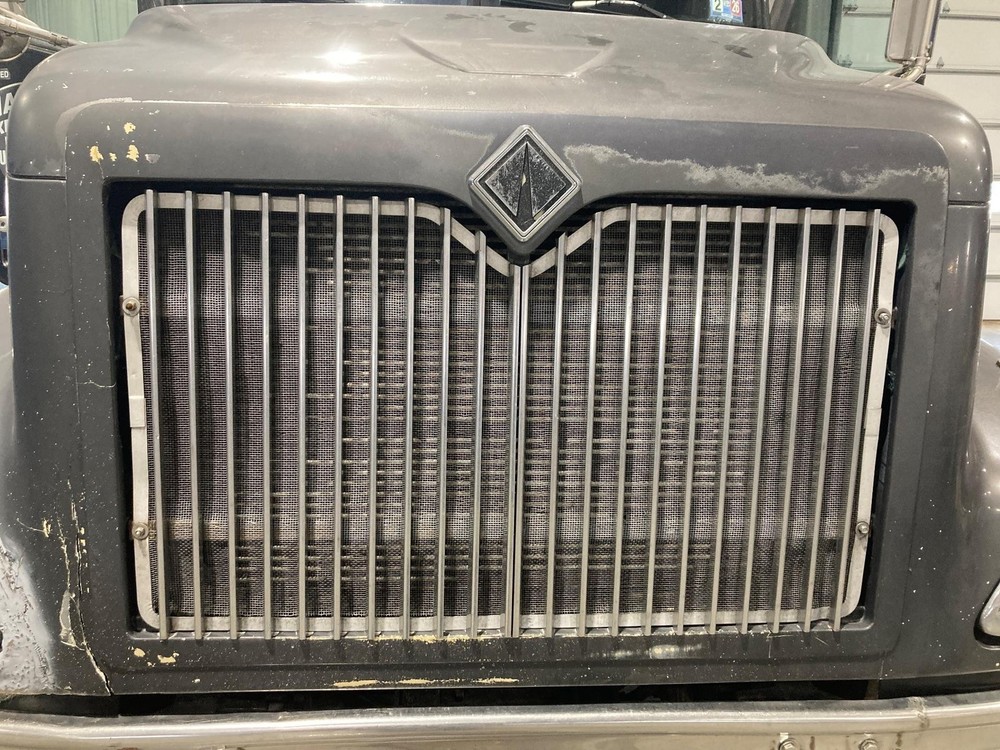 1997-2011 International 9200 Grille - Used