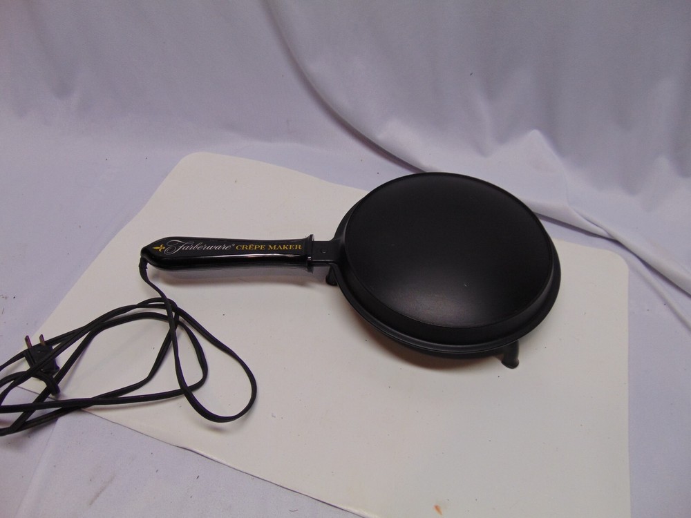 Vintage Farberware Automatic Electric Crepe Maker #263 9" round surface black