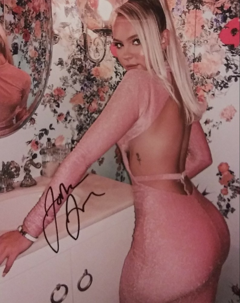 Jordyn Jones Signed 8x10