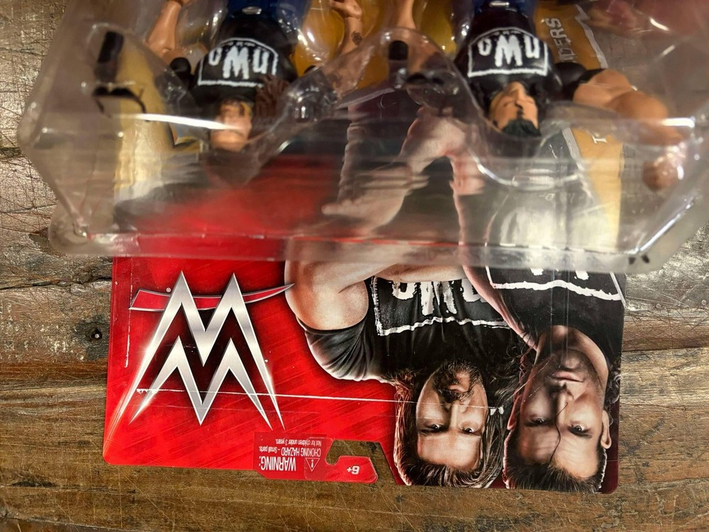 WWE Wrestling Battle Pack Series 36 Hall vs. Nash Figure (2-Pack) DAMAGED PACKAG