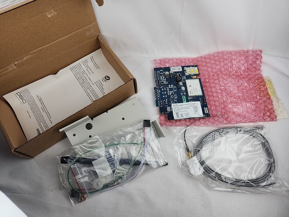 DSC 3G2080E-USA  Cellular Alarm Communicator