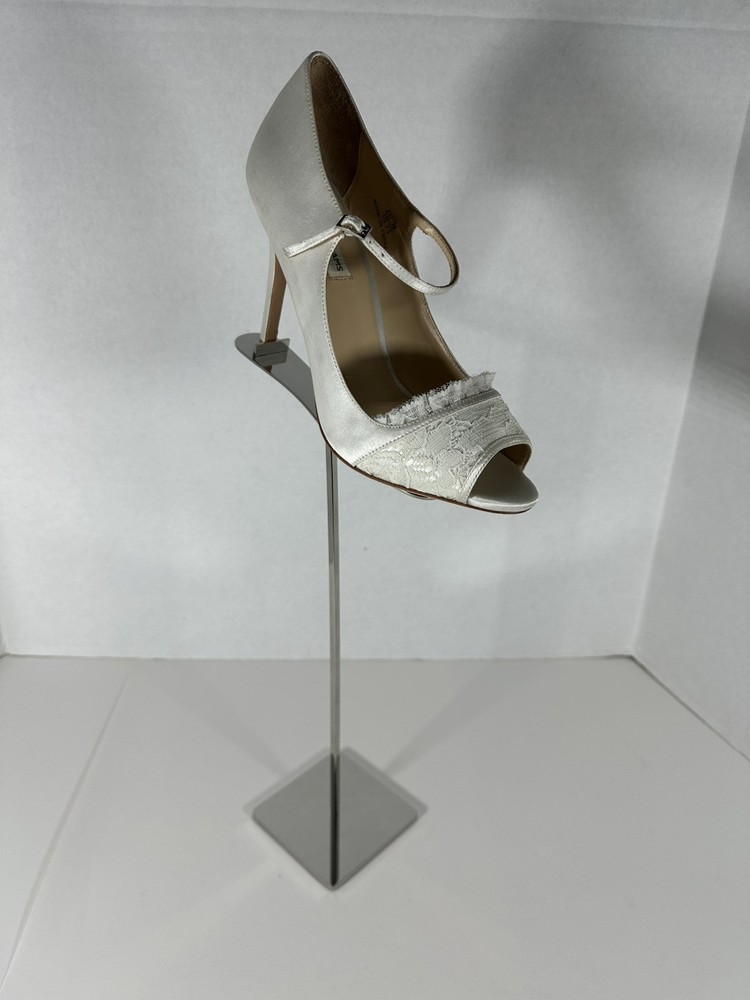 Metal Non-Adjustable Display Shoe Riser