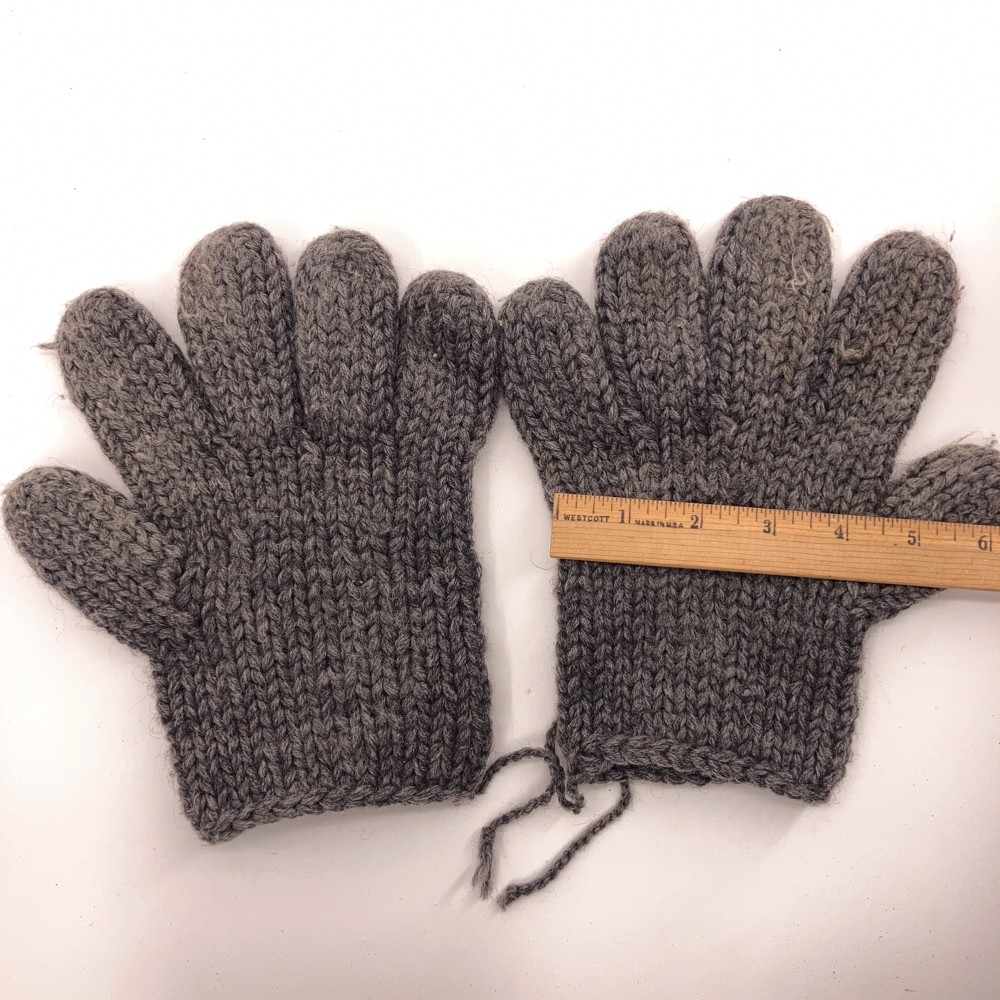 Plain Dark Gray Thick Knit Winter Gloves