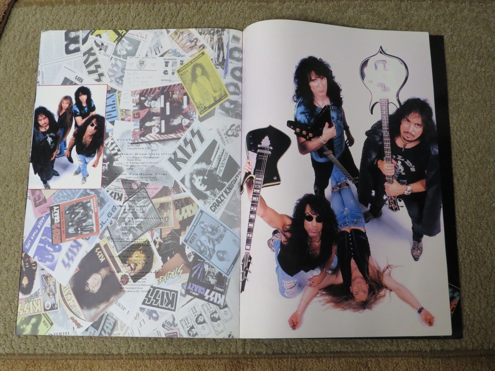 KISS REVENGE TOURBOOK 1992